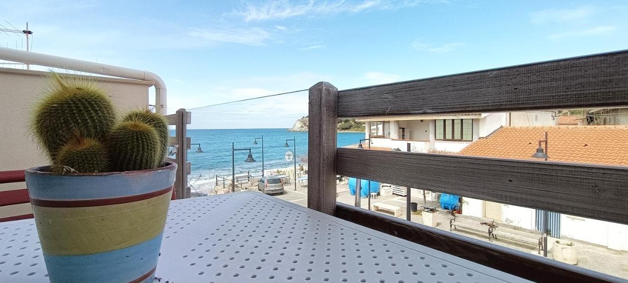 Bed and Breakfast Borgo dei Pescatori Capo Vaticano Esterno foto